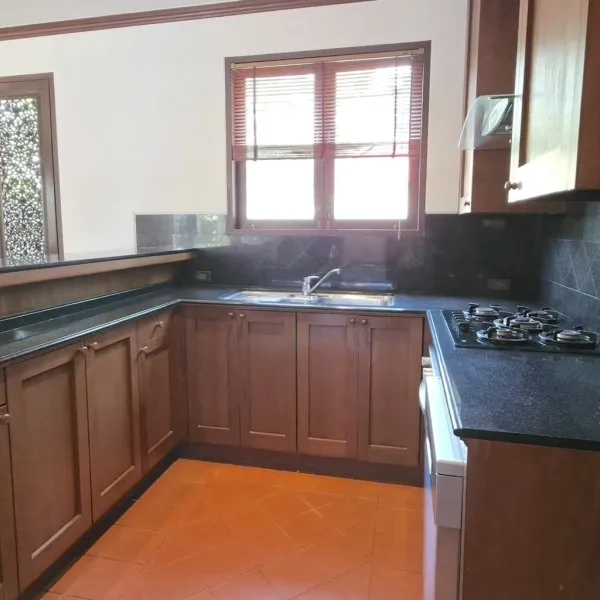 Property image - gallery 8