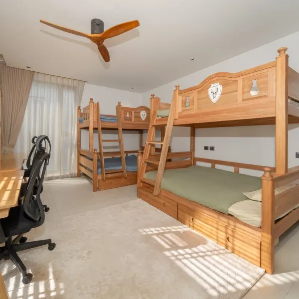 Property image - gallery 38
