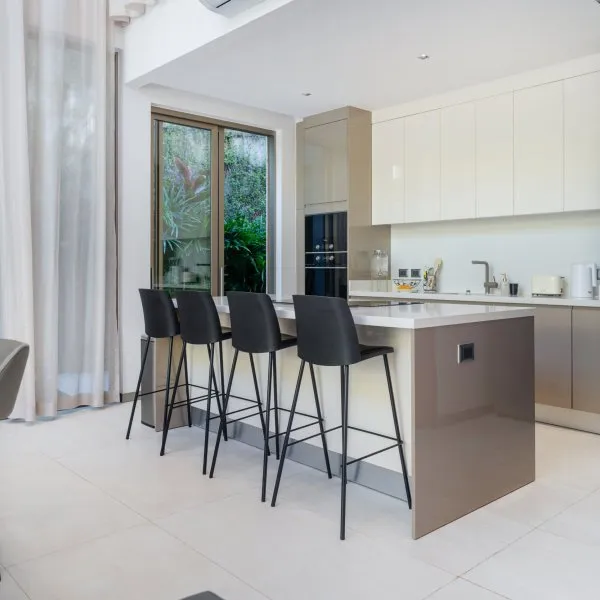 Property image - gallery 78