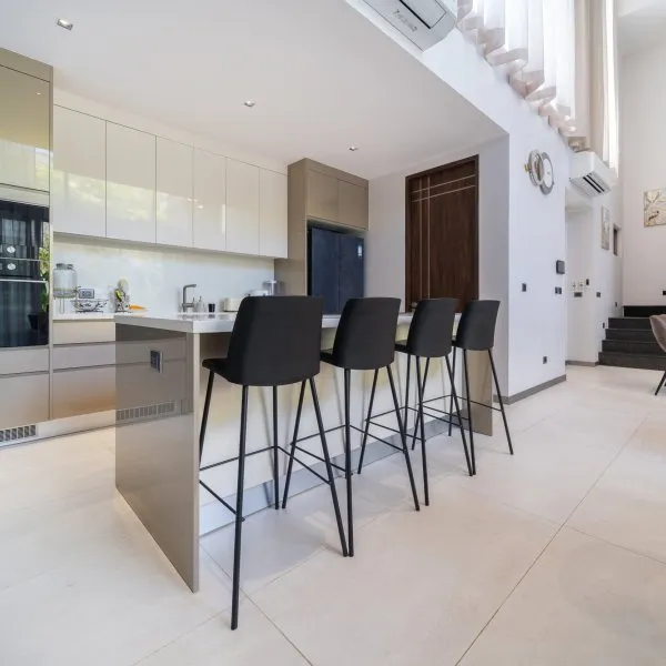 Property image - gallery 81