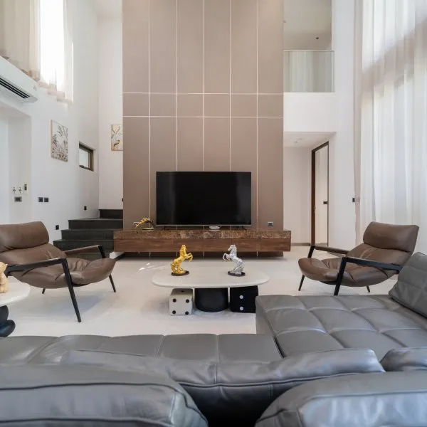 Property image - gallery 83