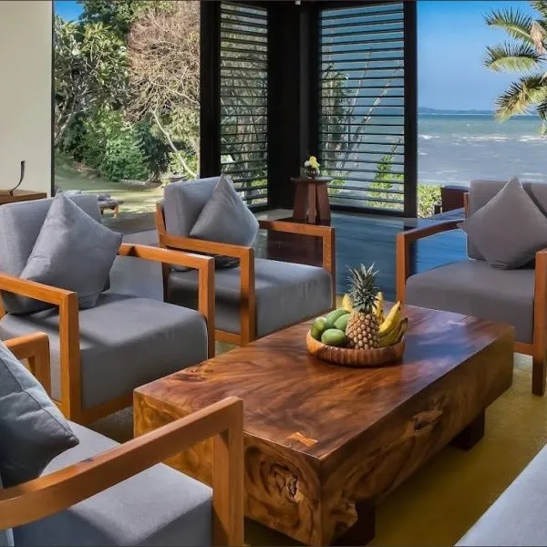 Villa Sawarin — Luxury 10-Bedroom Beachfront Estate - gallery 21