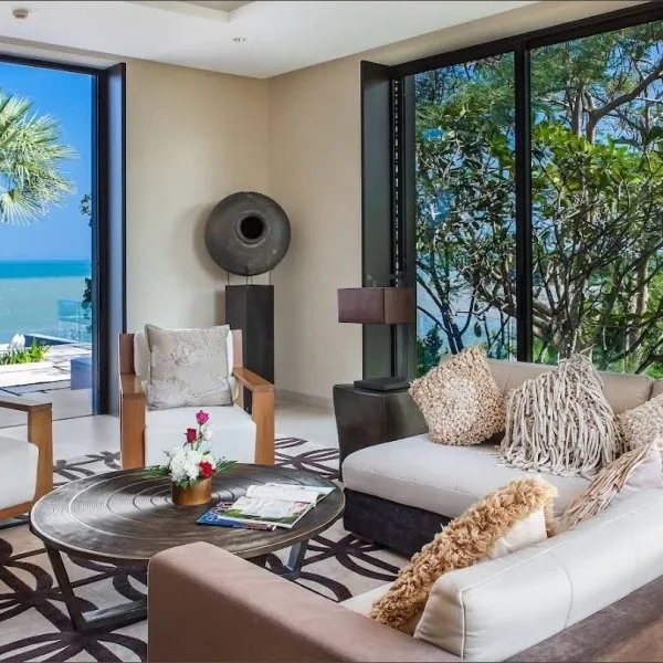 Villa Sawarin — Luxury 10-Bedroom Beachfront Estate - gallery 24