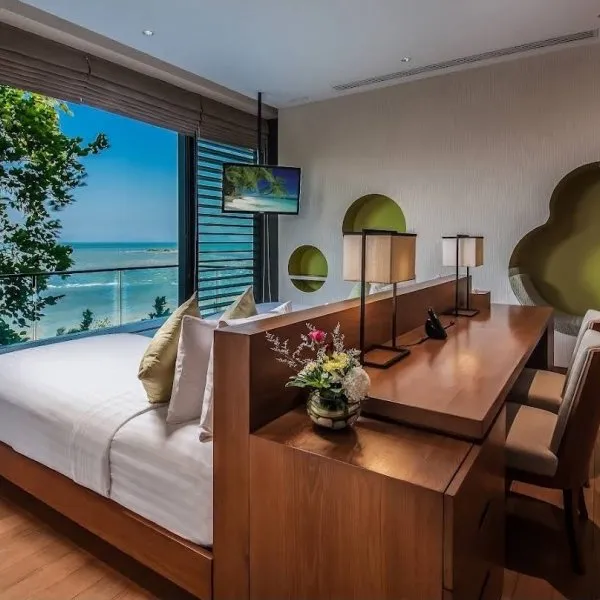 Villa Sawarin — Luxury 10-Bedroom Beachfront Estate - gallery 38