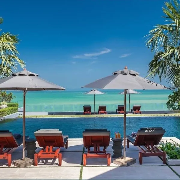Villa Sawarin — Luxury 10-Bedroom Beachfront Estate - gallery 13