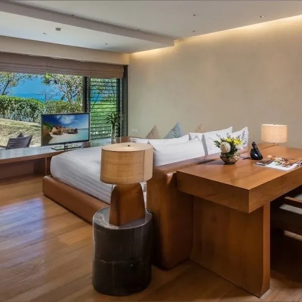 Villa Sawarin — Luxury 10-Bedroom Beachfront Estate - gallery 45