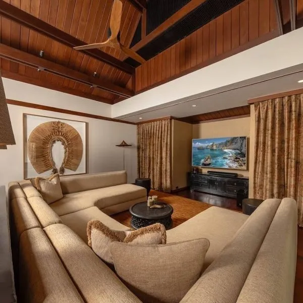 ​Villa Analaya — Luxury 6-Bedroom Beachfront Estate - gallery 18