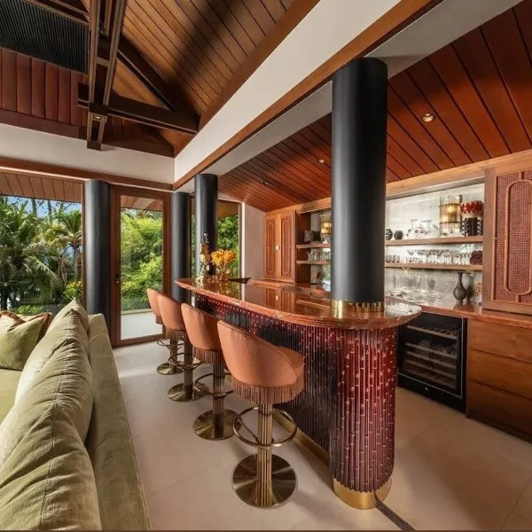 ​Villa Analaya — Luxury 6-Bedroom Beachfront Estate - gallery 21