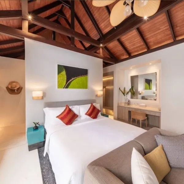 Villa La Prana — Luxury 7-Bedroom Oceanfront Estate - gallery 28