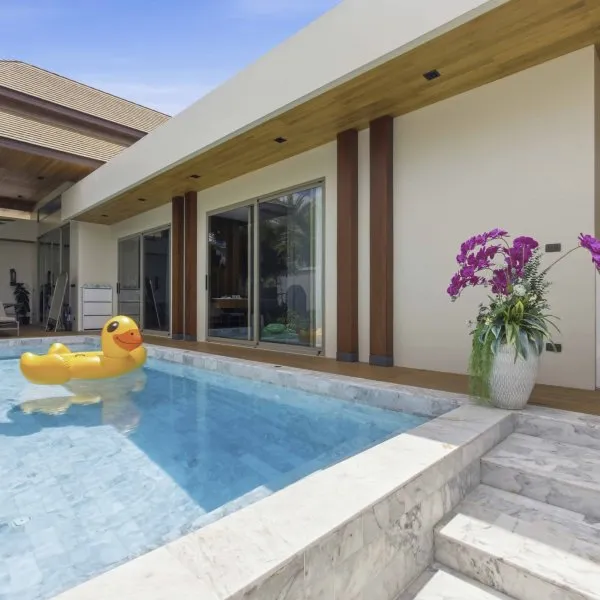4-Bedroom Villa, with pool view in Gold Chariot project, on Bangtao/Laguna beach - photo 1