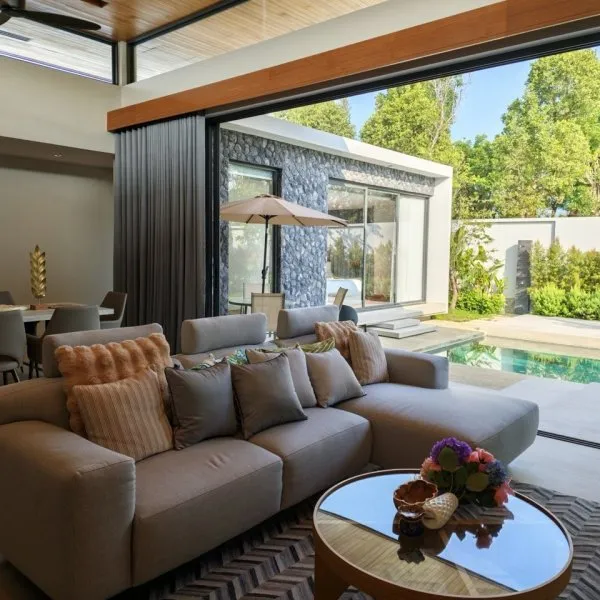 4-Bedroom Villa, with pool view, on Bangtao/Laguna beach - photo 2