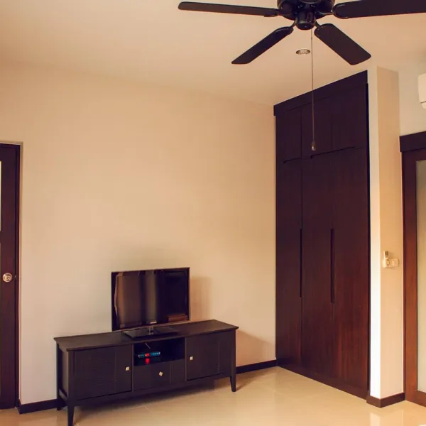 Property image - gallery 9