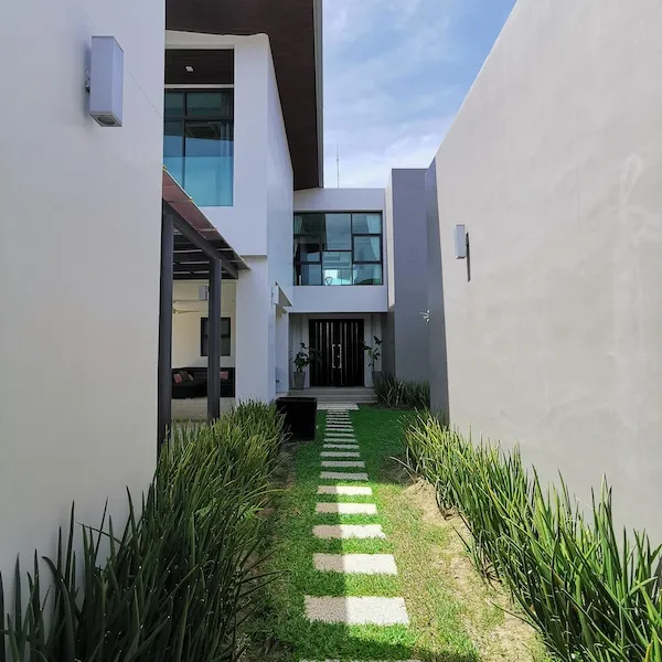 Property image - gallery 29