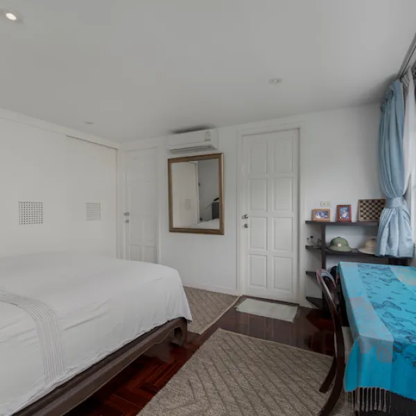 Property image - gallery 53