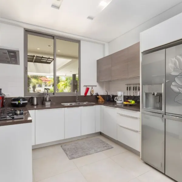 Property image - gallery 28