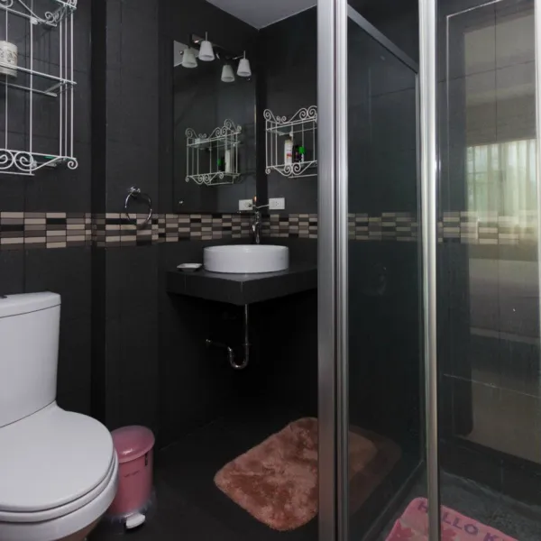 Property image - gallery 11