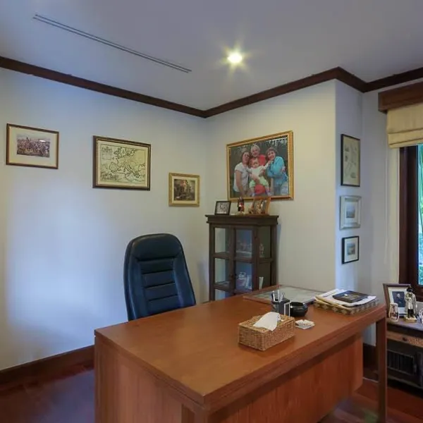 Property image - gallery 8