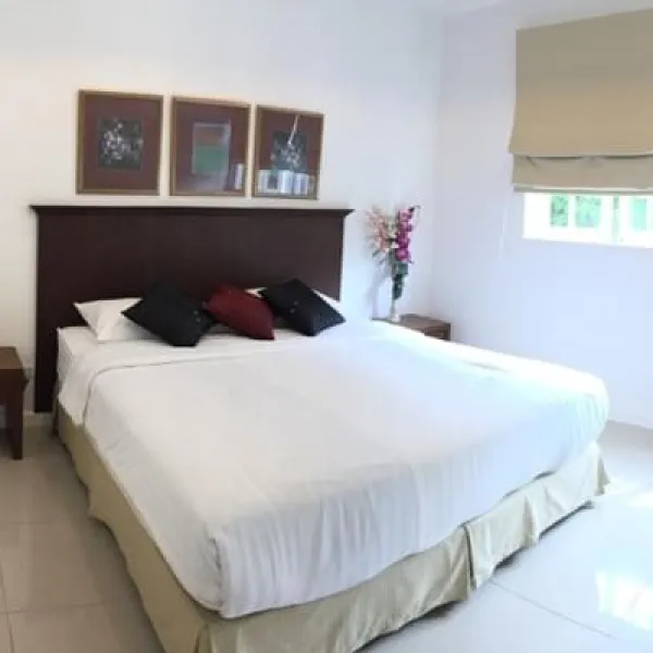 Property image - gallery 8