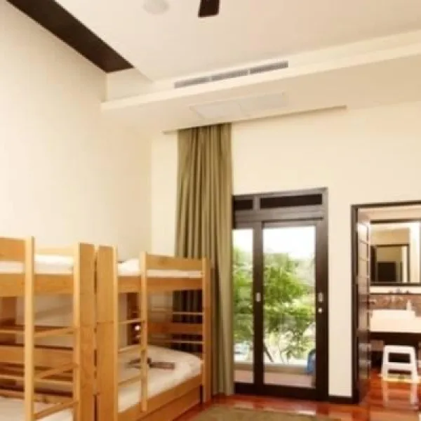 Property image - gallery 8