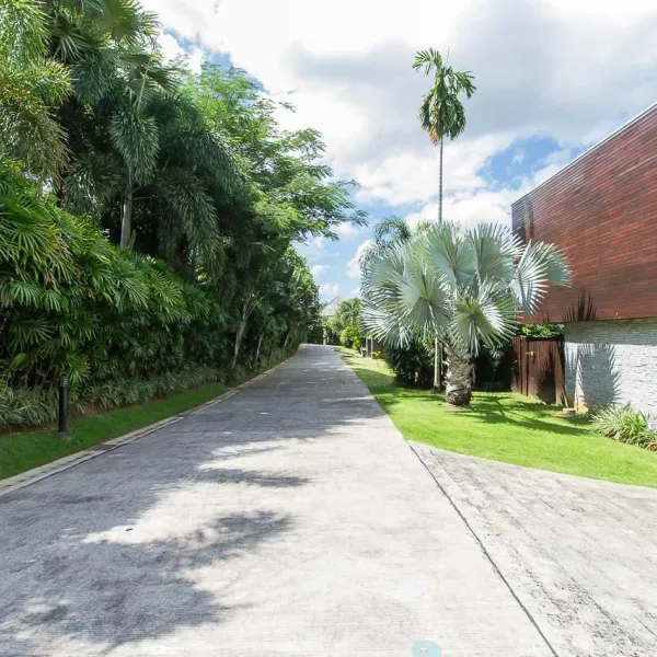 Property image - gallery 38