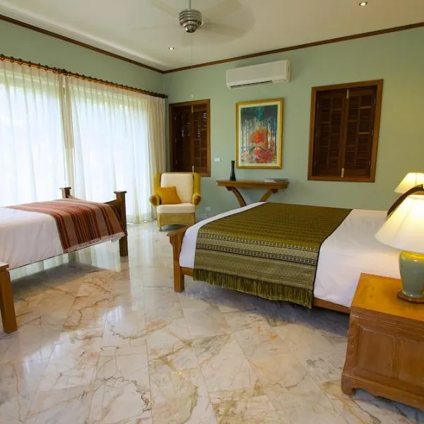 Property image - gallery 11