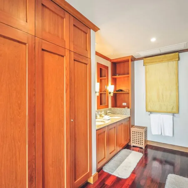 Property image - gallery 8