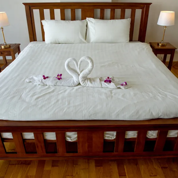 Property image - gallery 9