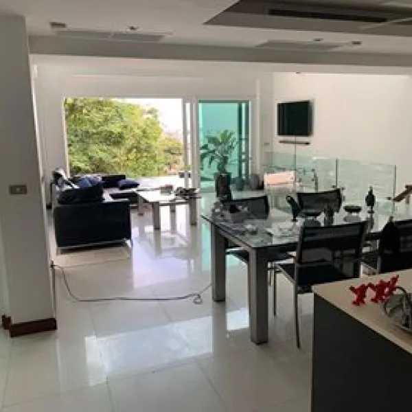 Property image - gallery 6