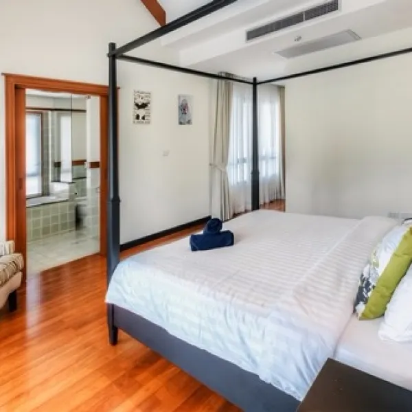 Property image - gallery 10