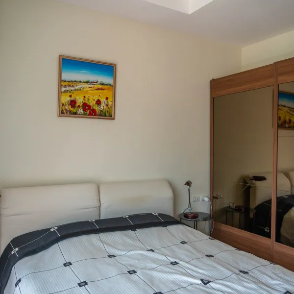 Property image - gallery 108