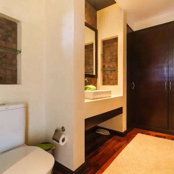 Property image - gallery 17