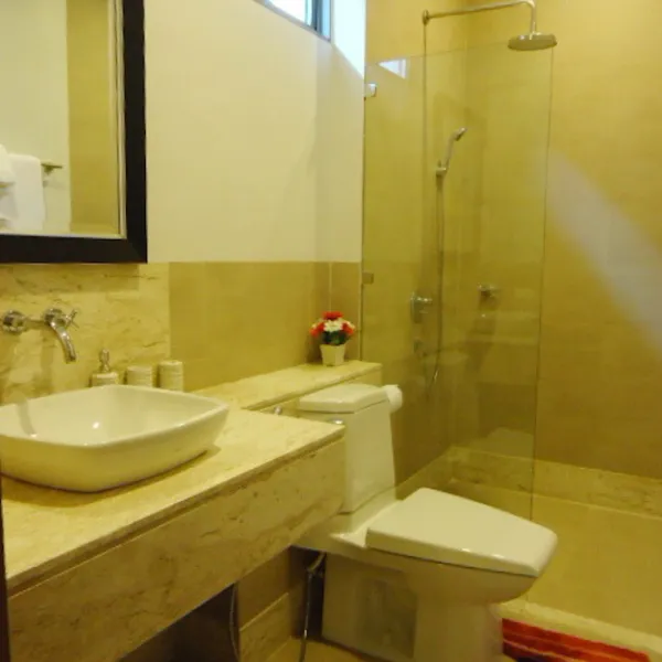 Property image - gallery 6