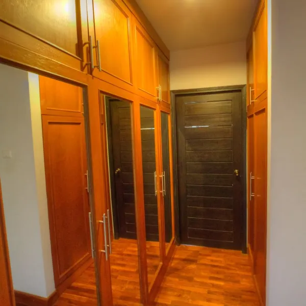 Property image - gallery 33