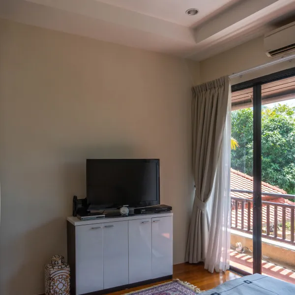 Property image - gallery 111