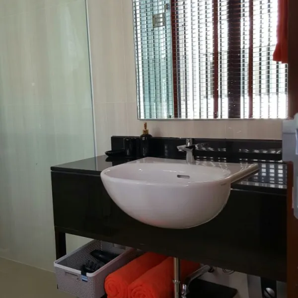 Property image - gallery 26