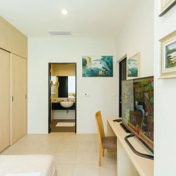 Property image - gallery 11