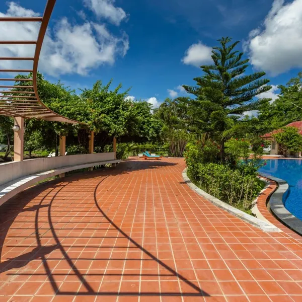 Property image - gallery 11