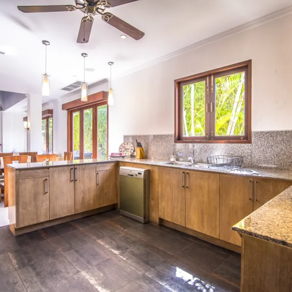 Property image - gallery 9