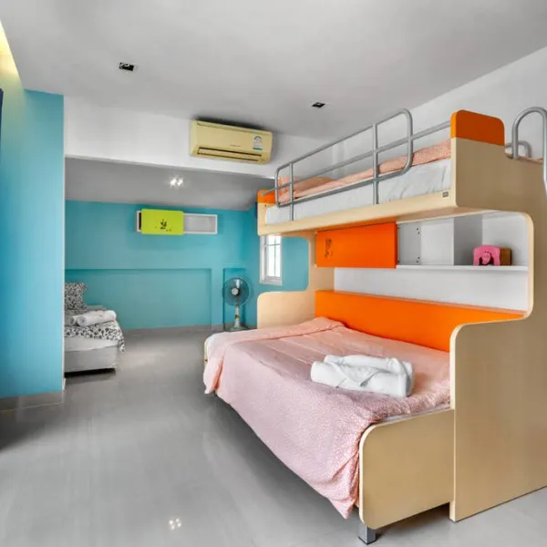 Property image - gallery 9