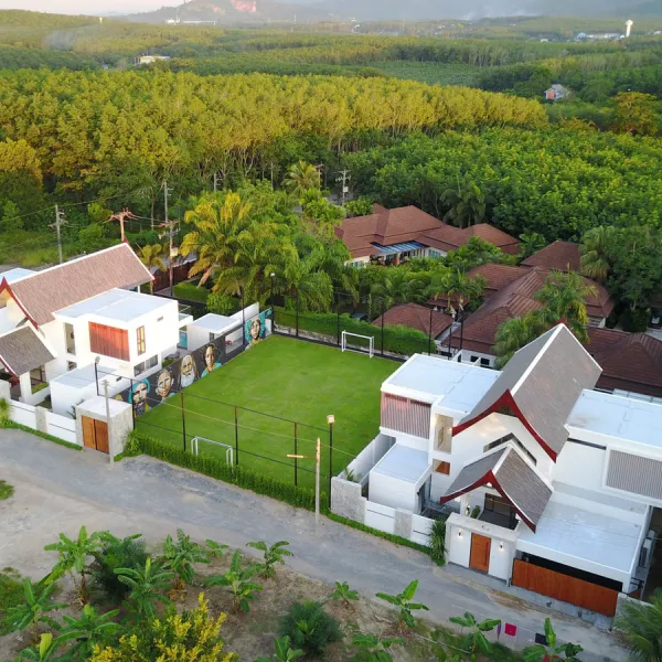 Property image - gallery 33