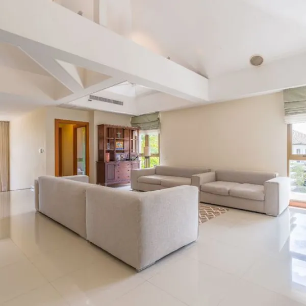 Property image - gallery 6