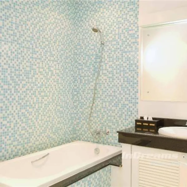 Property image - gallery 11