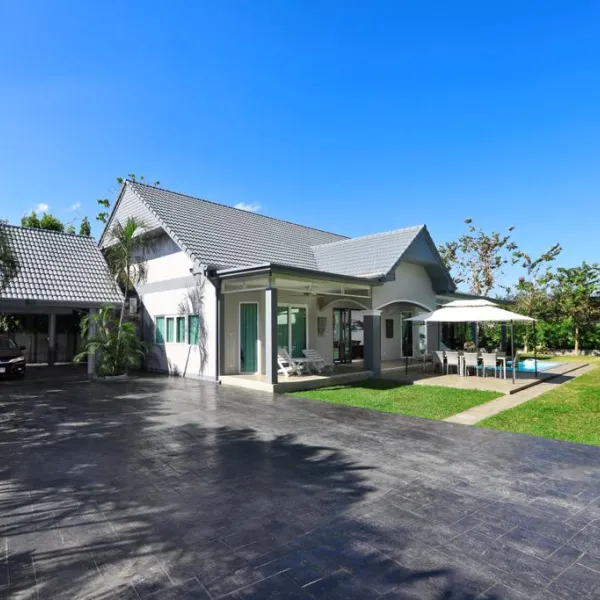 Property image - photo 2